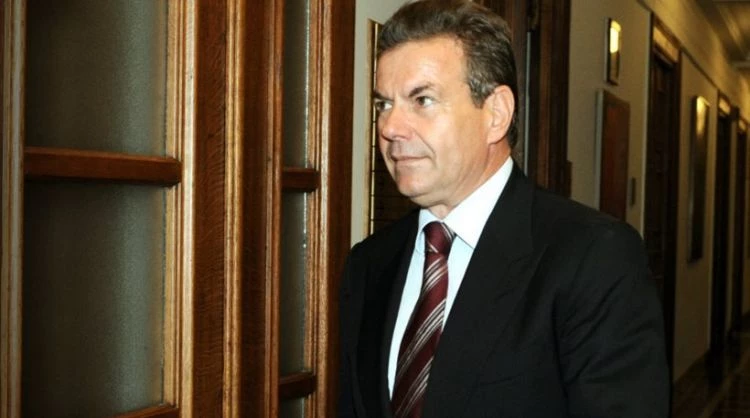 Πετρόπουλος: Μεριμνούμε για την αποτροπή συνεχών μειώσεων των συντάξεων